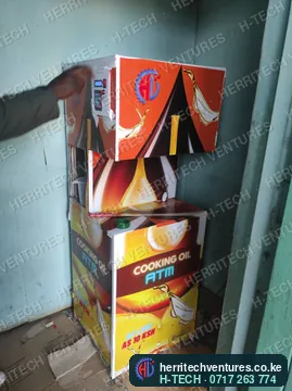 The cooking oil ATM installed in a shop, July 2022