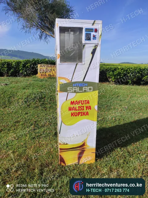 The finished salad oil ATM in daylight, January 2022