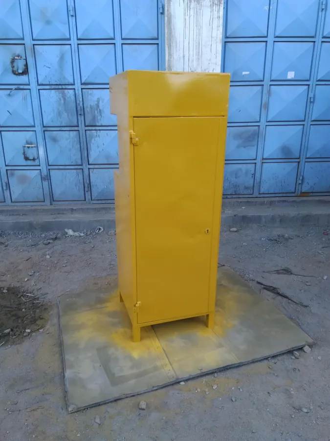 Fabricating a cooking oil ATM cabinet, May 2018